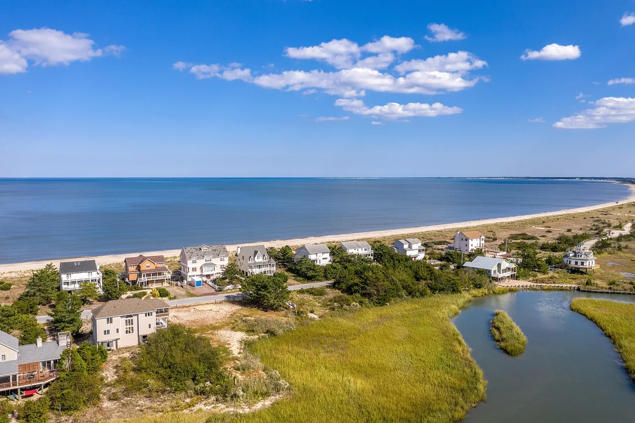 Aerial view of the Delaware coastline — photograph by engel9 on Pixabay